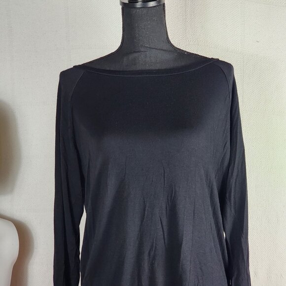 Love In Brand Black LS Rayon Span Reversible Drop Shoulder 1/2 Zip Top Size L - Picture 3 of 16